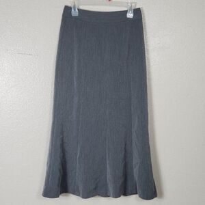 East 5th Skirt Gray Size 4 EUC Fully Lined